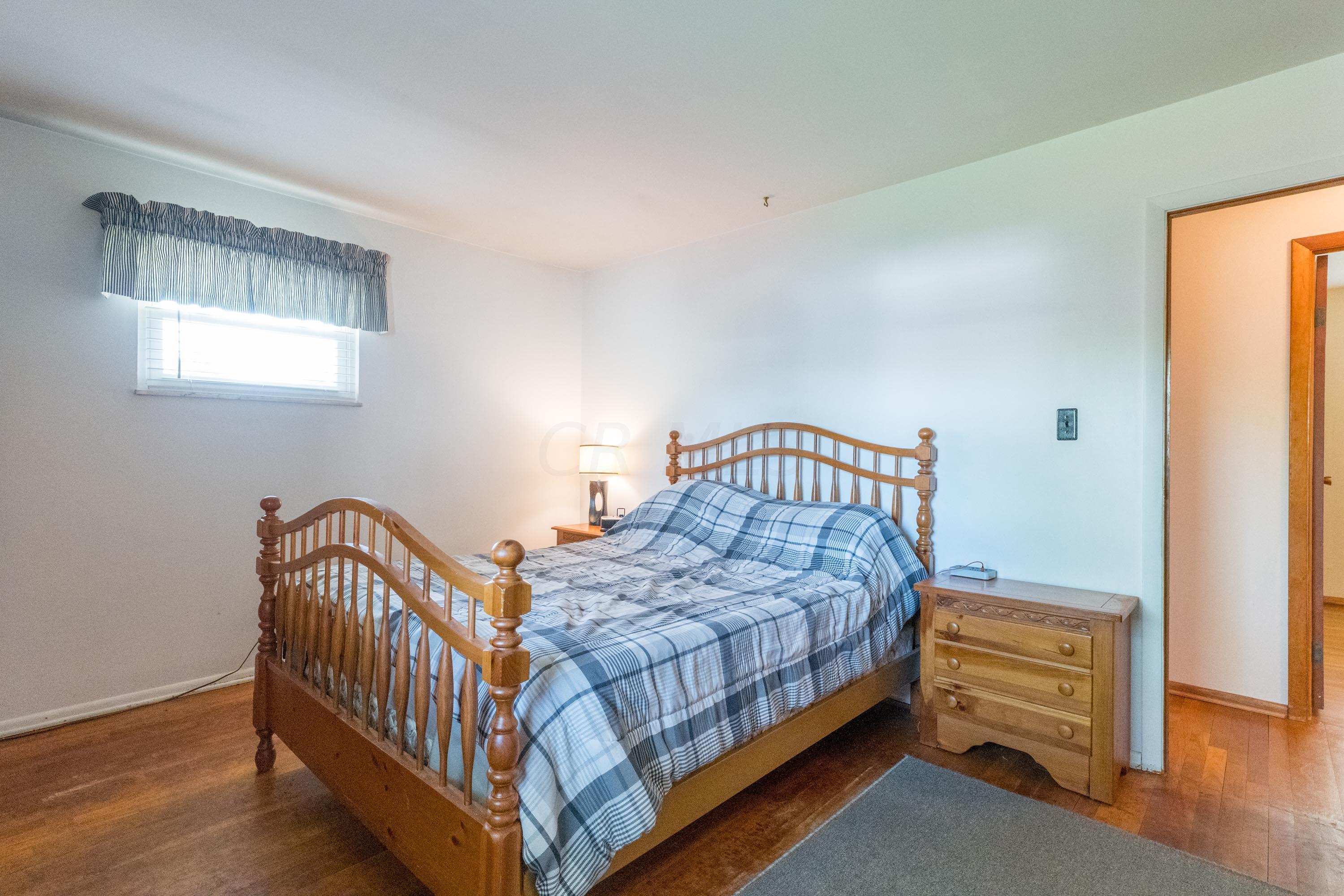 1372 Thurell Road Columbus, OH 43229 - Photo 23 of 57 Owners Bedroom