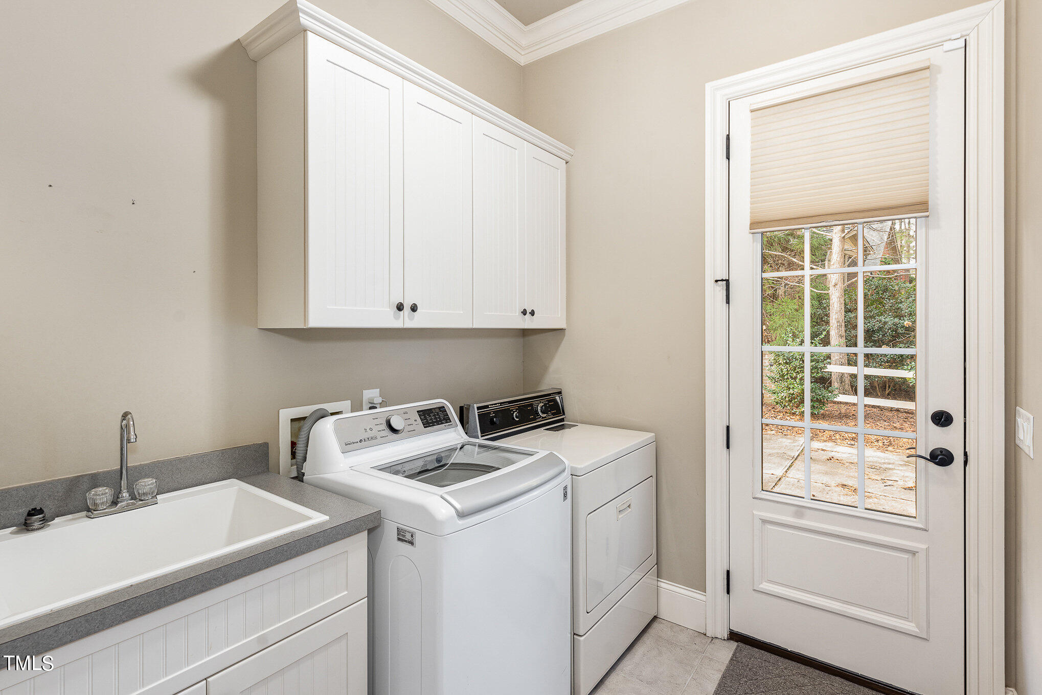 3028 Wyntree Ridge Way Raleigh, NC 27606 - Photo 20 of 39 a utility room with dryer and washer