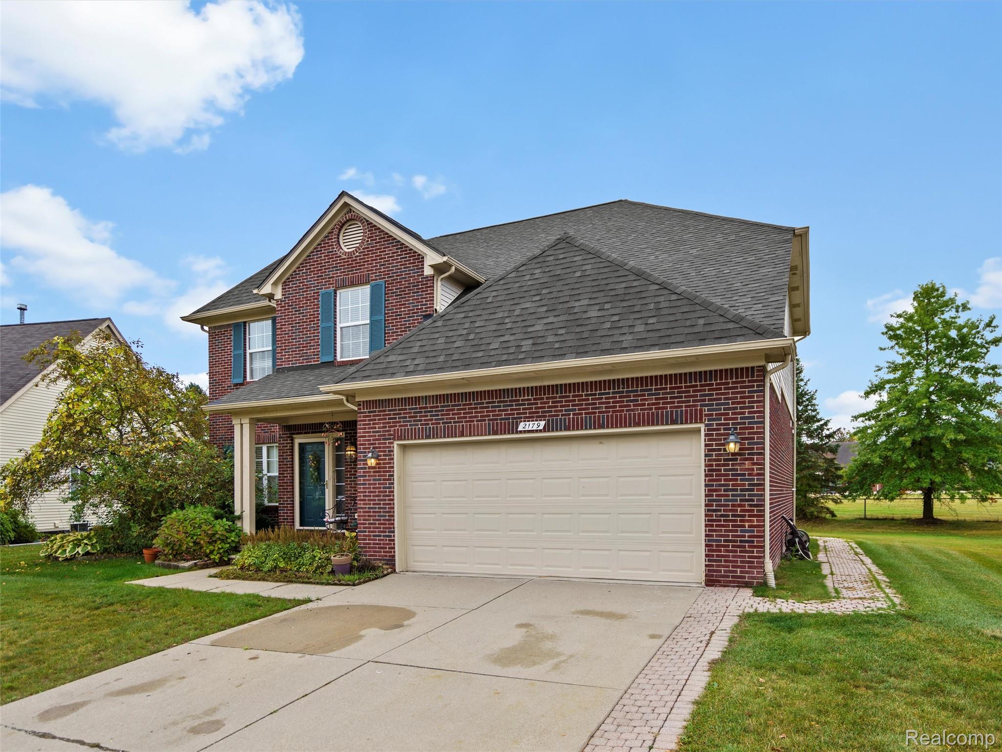 2179 Lagoon Drive Rochester, MI 48309 - Photo 3 of 41
