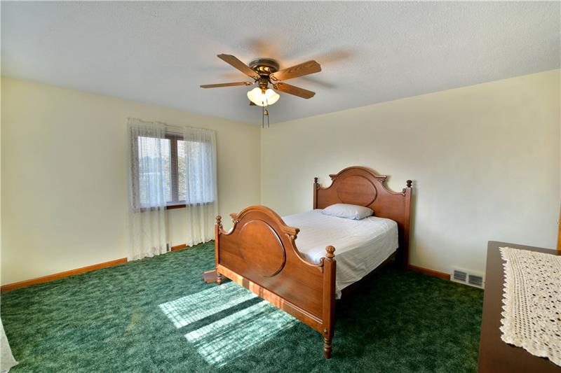 1294 Clifton Road Washington, PA 15301 - Photo 15 of 23 Master bedroom another view 18x13