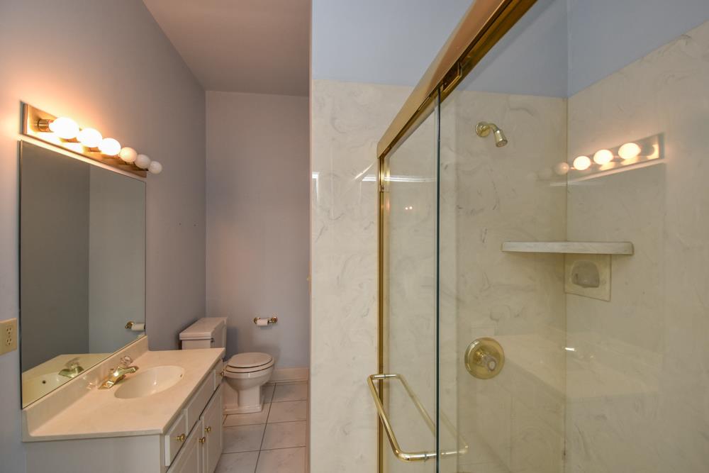 195 Drifting Circle Lebanon, TN 37087 - Photo 23 of 29 Hall bath located upstairs