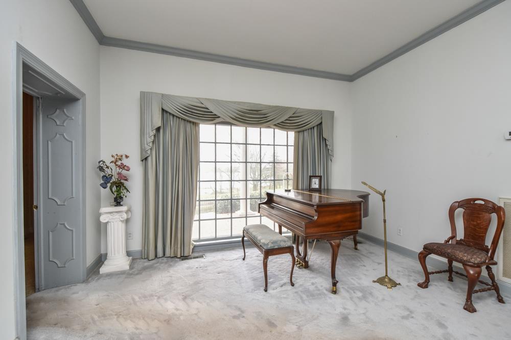 195 Drifting Circle Lebanon, TN 37087 - Photo 10 of 29 Reverse view of the living room. It is so big and boastful and wow what a place to have to practice piano.