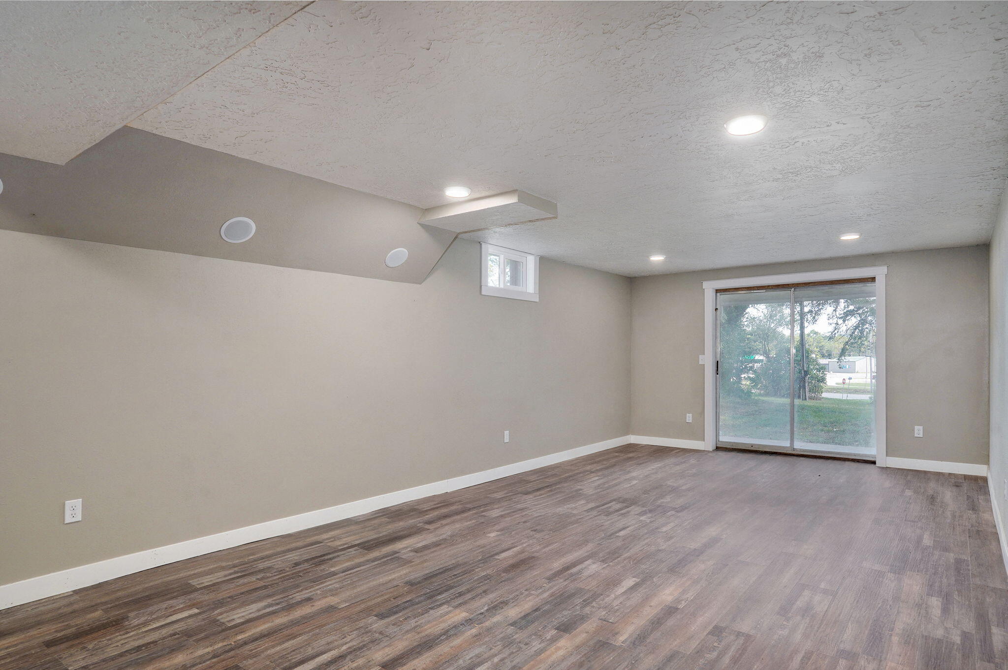 304 Summit Street Cabool, MO 65689 - Photo 27 of 35 304 Summit St-24