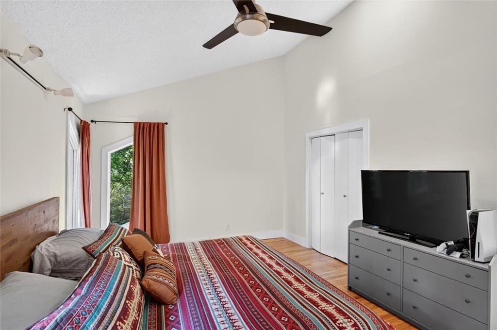 1981 Kinridge Road Marietta, GA 30062 - Photo 33 of 51 Gallery Image 33