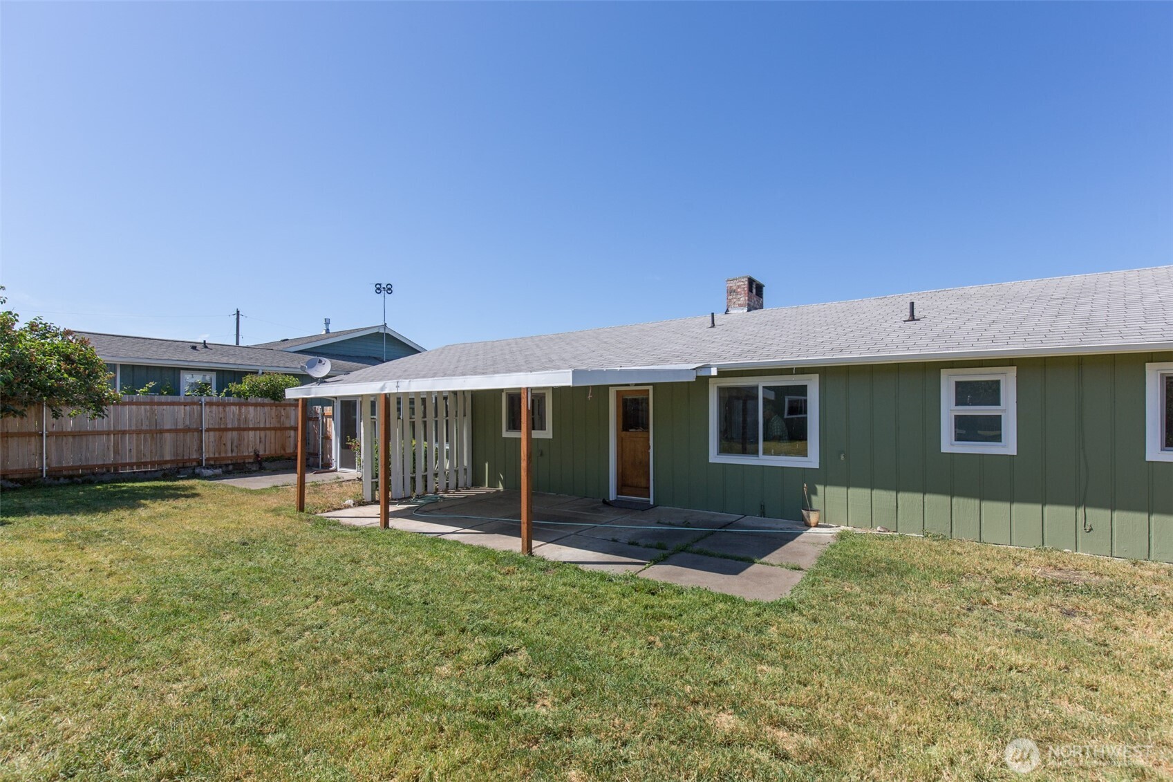 717 East Spruce Street Sequim, WA 98382 - Photo 29 of 40