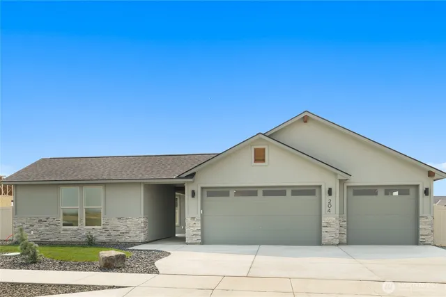 $698,000 | 204 East Ian Avenue, Ellensburg, WA 98926