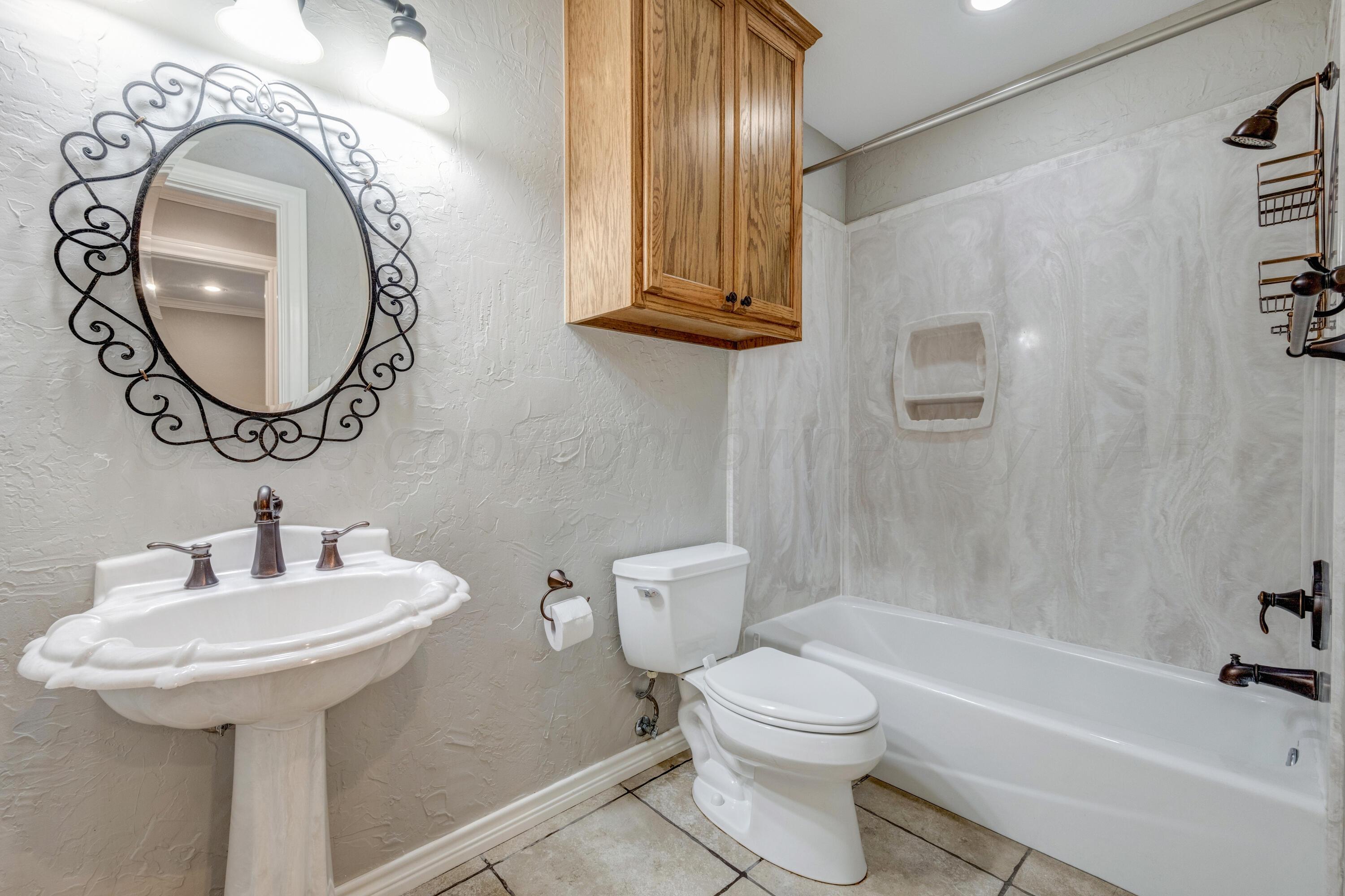7700 Rice Road Canyon, TX 79015 - Photo 36 of 87 Bathroom 2