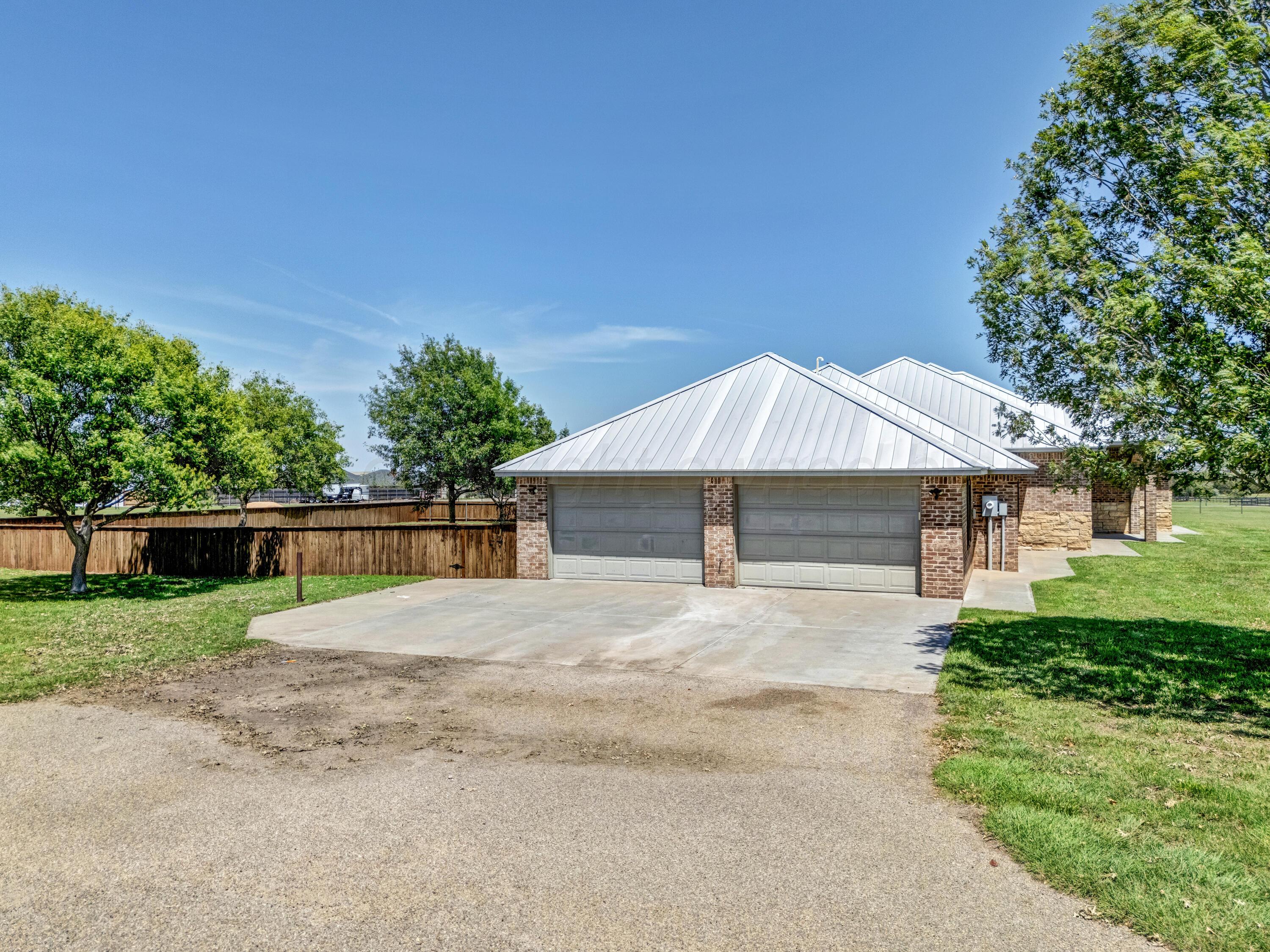 7700 Rice Road Canyon, TX 79015 - Photo 47 of 87 Garage