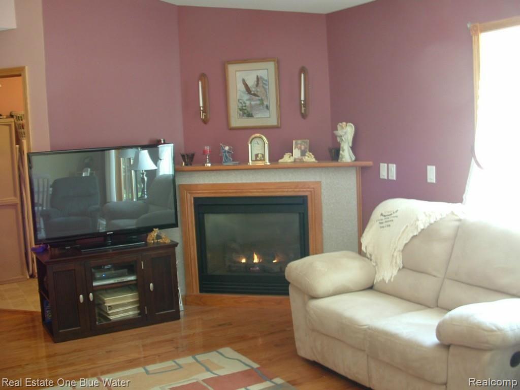 12952 Burt Road Emmett, MI 48022 - Photo 8 of 32 DSCF0662.jpg