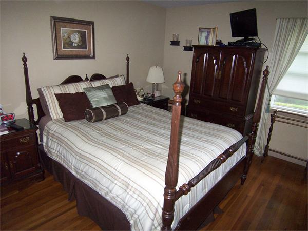 44 Court Road Braintree, MA 02184 - Photo 8 of 9 Gallery Image 8