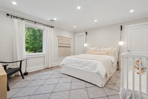 15 Wood, East Hampton, NY 11937