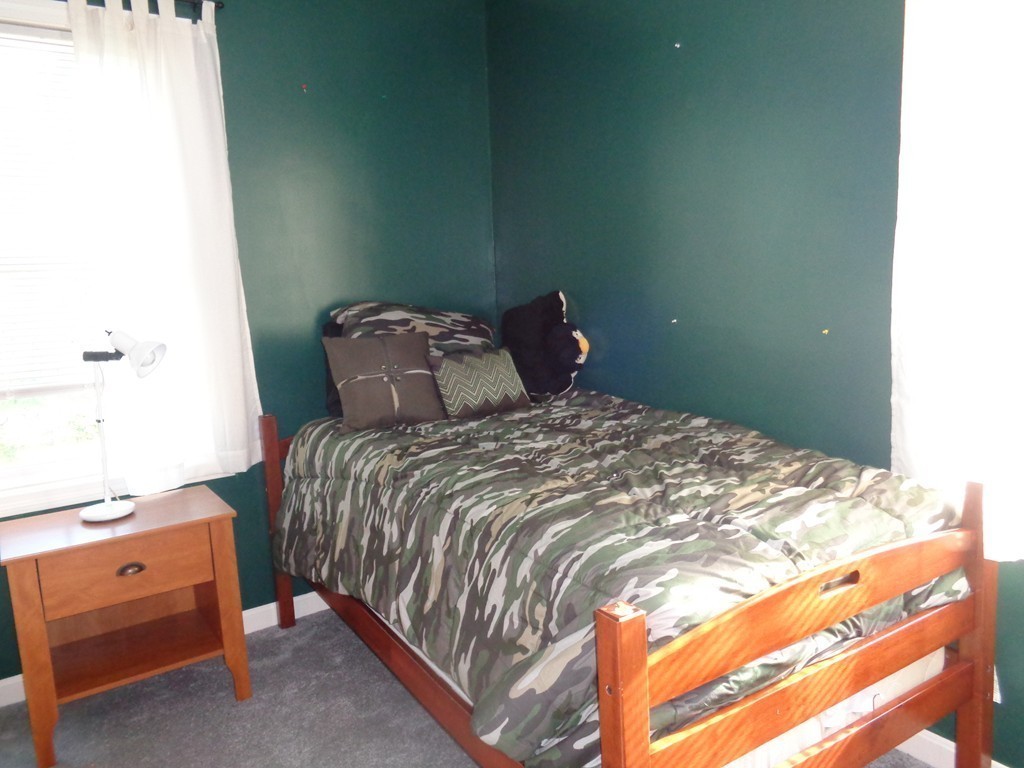 92 Cortis Road Dudley, MA 01571 - Photo 10 of 20 Gallery Image 10