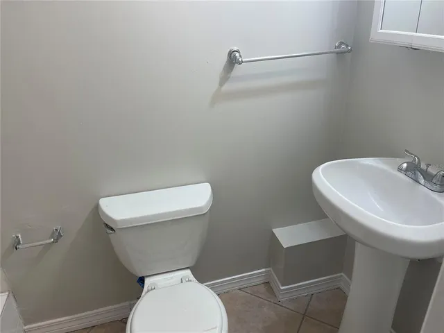 $2,450 | 1844 Bayshore Boulevard, Dunedin, FL 34698