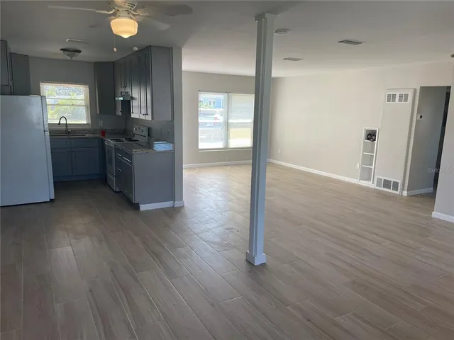 $2,450 | 1844 Bayshore Boulevard, Dunedin, FL 34698