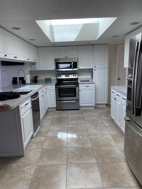 3348 Floramar Terrace New Port Richey, FL 34652 - Photo 17 of 19 Floramar7_IMG_2730