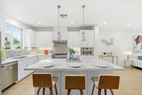 $1,658,000 | 270 Ariana Place, Mountain View, CA 94043