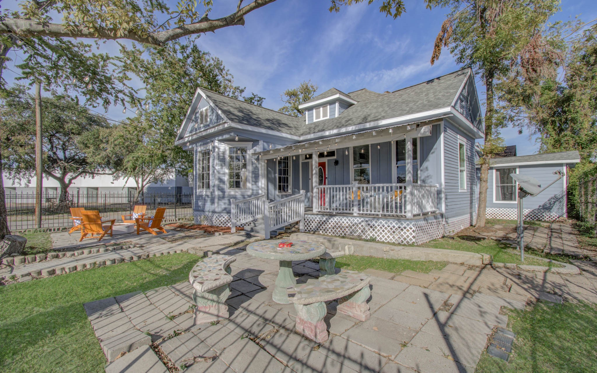 2118 Common Street Houston, TX 77009 - Photo 3 of 34 Gallery Image 3