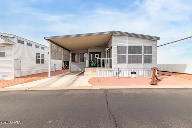a house view with a outdoor space