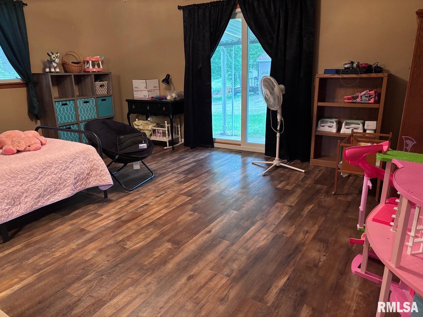 7635 Mechanicsburg Road Springfield, IL 62712 - Photo 12 of 21