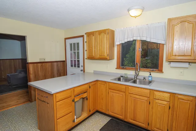 $290,000 | 712 Avenue Road, Corinth, ME 04427