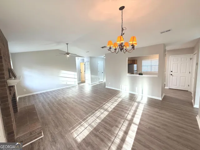 $2,395 | 303 Tamarac Trail, Peachtree City, GA 30269