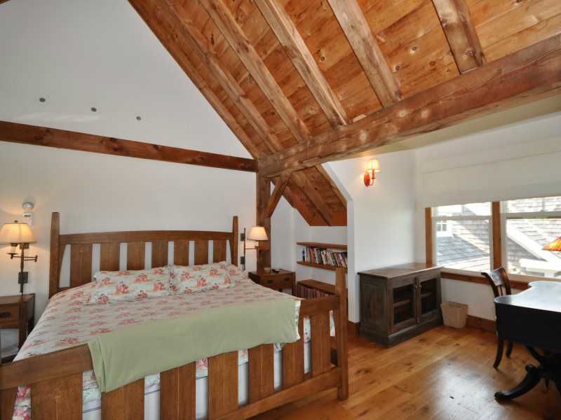 1351 Cooneymus Road Block Island, RI 02807 - Photo 15 of 25 Exterior Front. King bed and plenty of sitting and desk room to spare