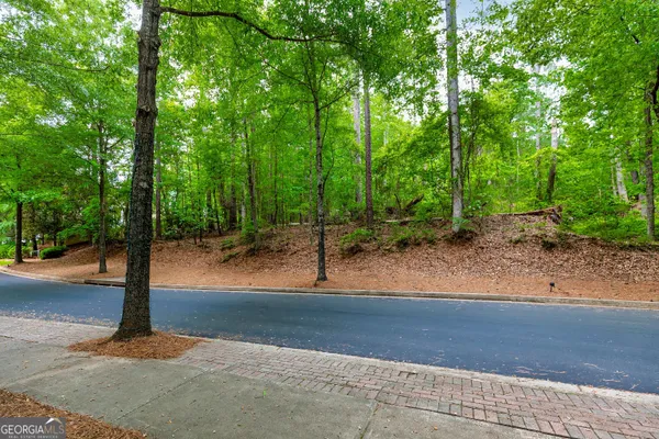 $350,000 | 221 North Cove Drive, Peachtree City, GA 30269