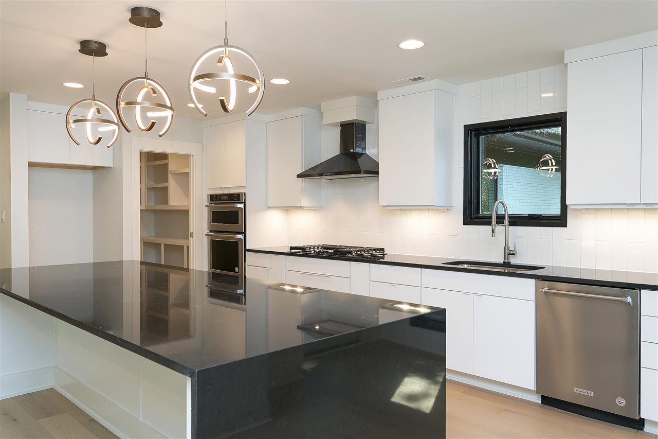 1308 Dixie Trail Raleigh, NC 27607 - Photo 7 of 30 Photo 7