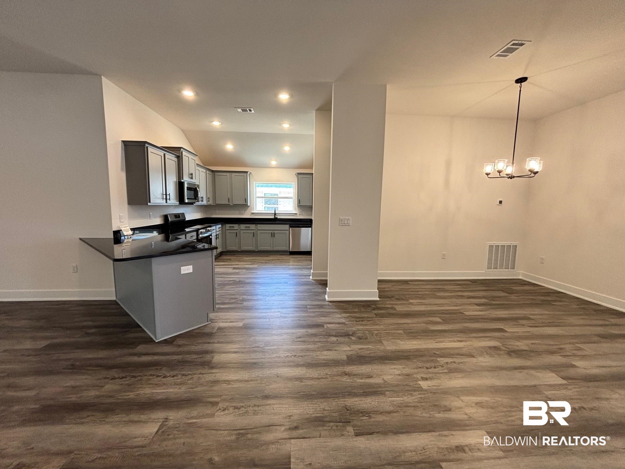 644 Mayflower Drive Foley, AL 36535 - Photo 4 of 29