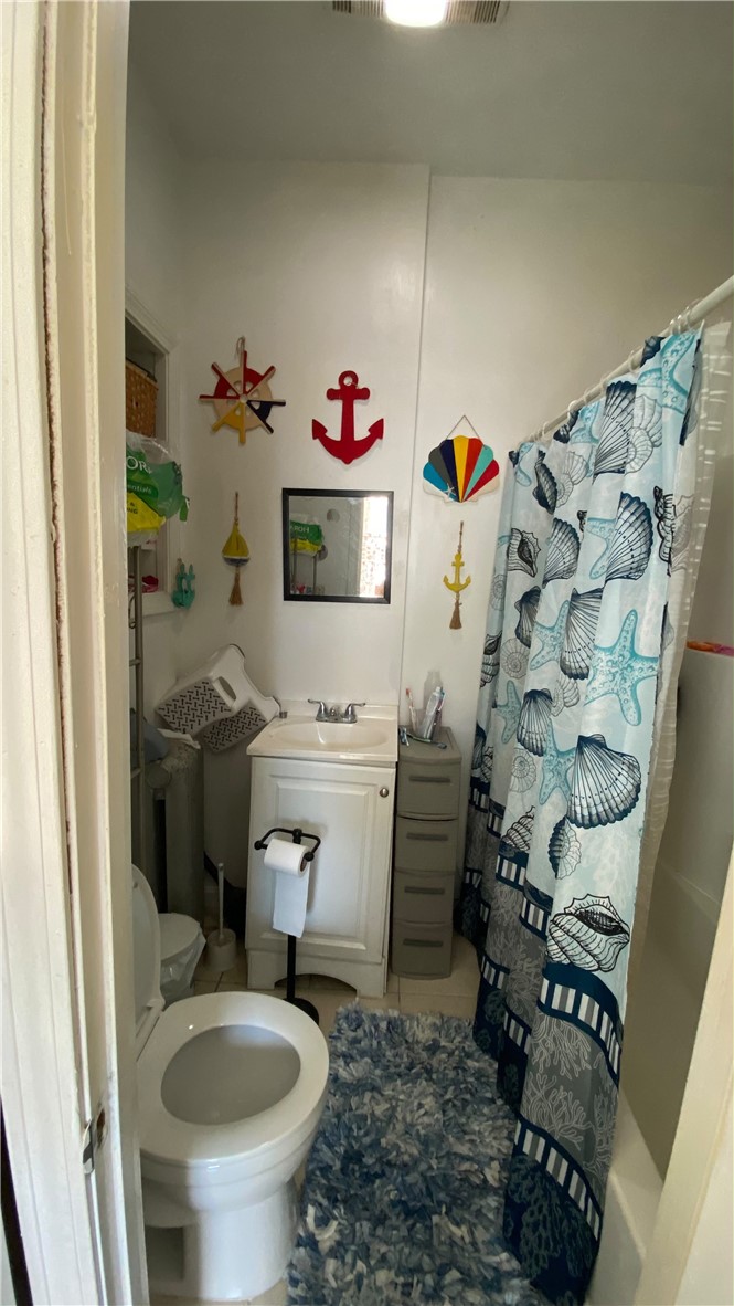 62 High Street Cumberland, RI 02864 - Photo 9 of 13 Gallery Image 9
