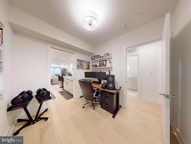 $3,295 | 2642 39th Street Northwest, Unit 2, Washington, DC 20007