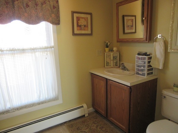 60 Pierce Farm Road Fitchburg, MA 01420 - Photo 6 of 12 Gallery Image 6
