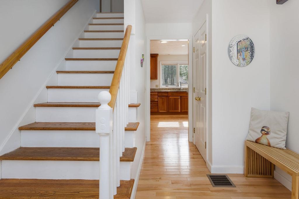 66 Oak Ridge Road Lebanon, NH 03784 - Photo 17 of 59