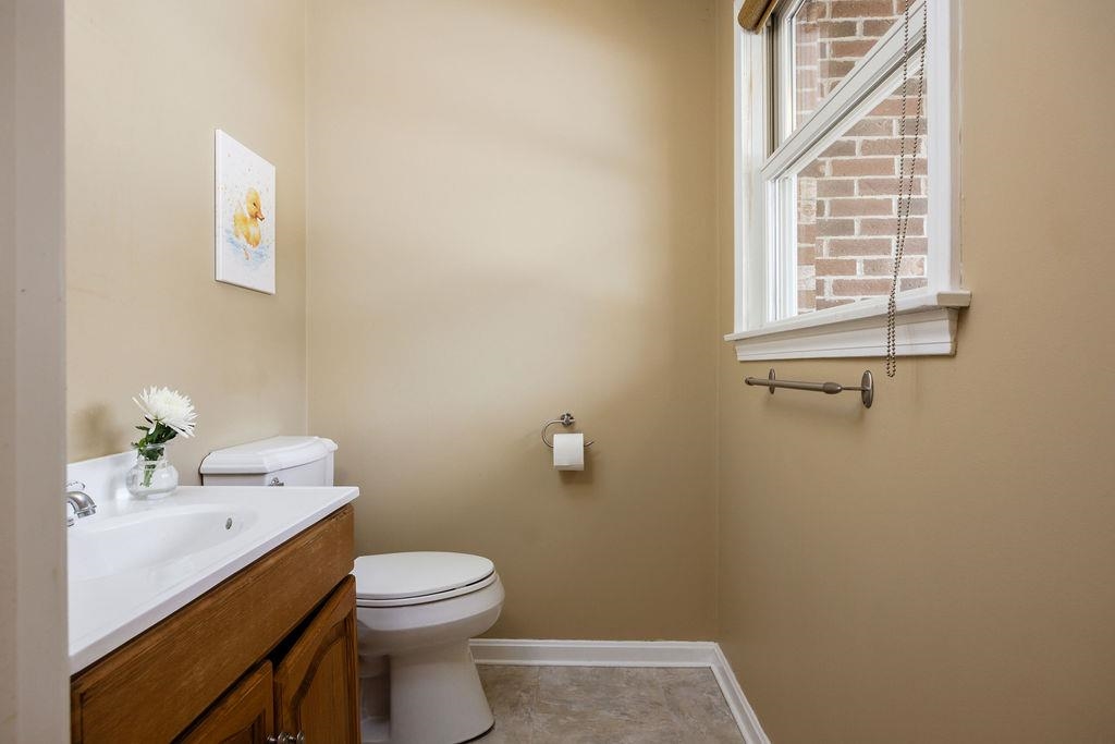 66 Oak Ridge Road Lebanon, NH 03784 - Photo 20 of 59