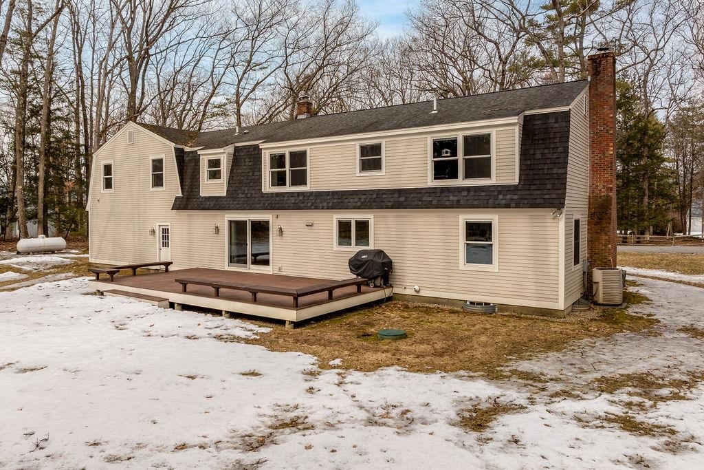 66 Oak Ridge Road Lebanon, NH 03784 - Photo 3 of 59