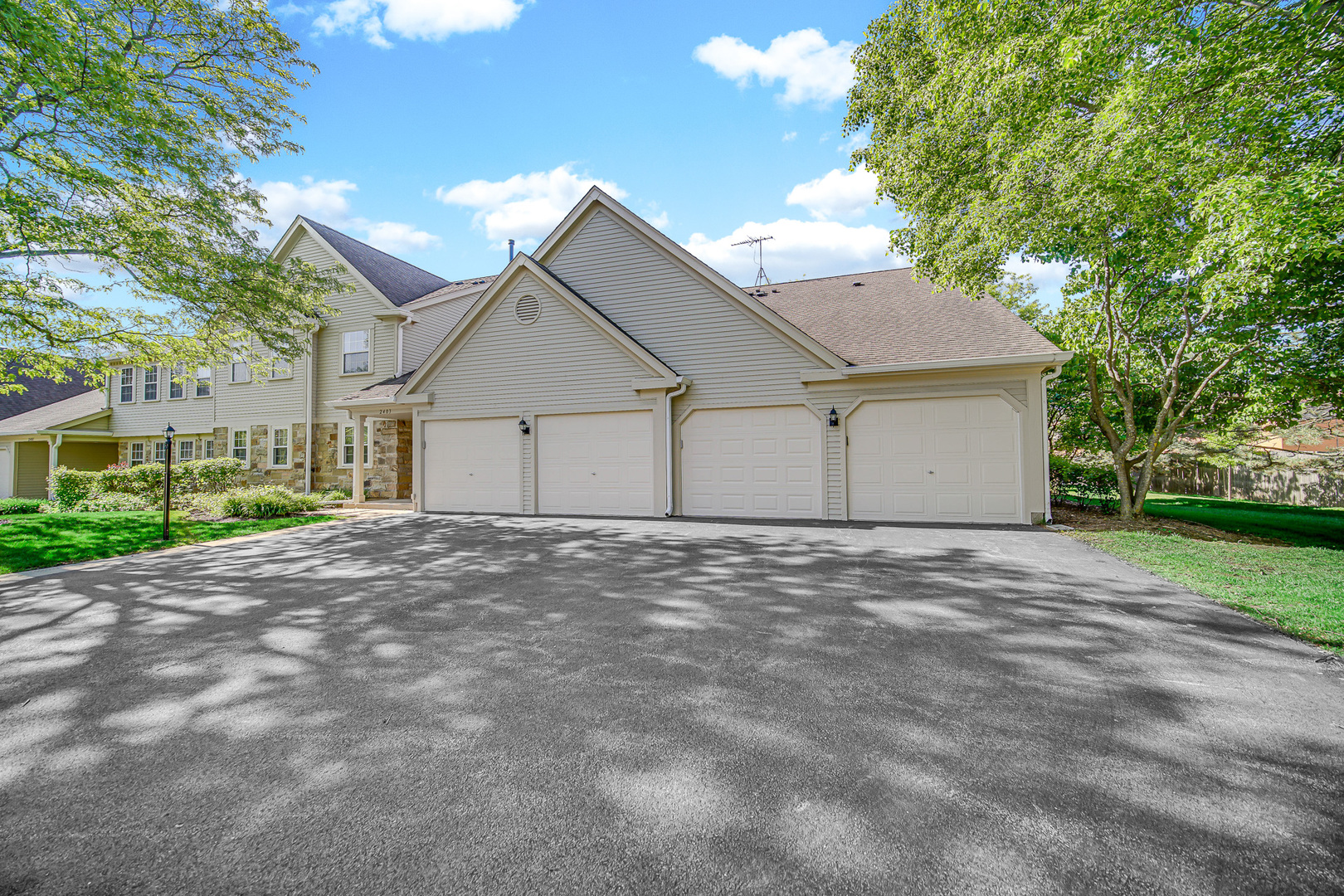 2403 Mallow Court, Unit Z2 Schaumburg, IL 60107 - Photo 1 of 1 a house with a outdoor space