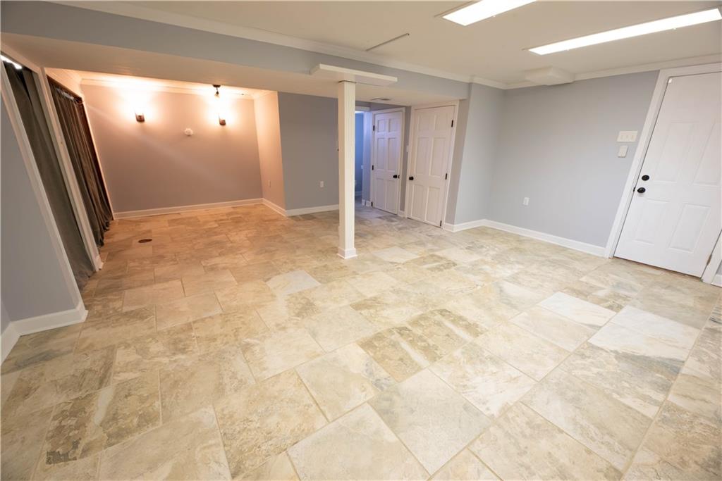 5339 Blossom Road Pittsburgh, PA 15236 - Photo 11 of 14 Gallery Image 11