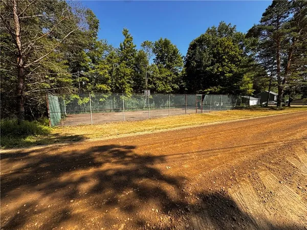 a view of a tennis court