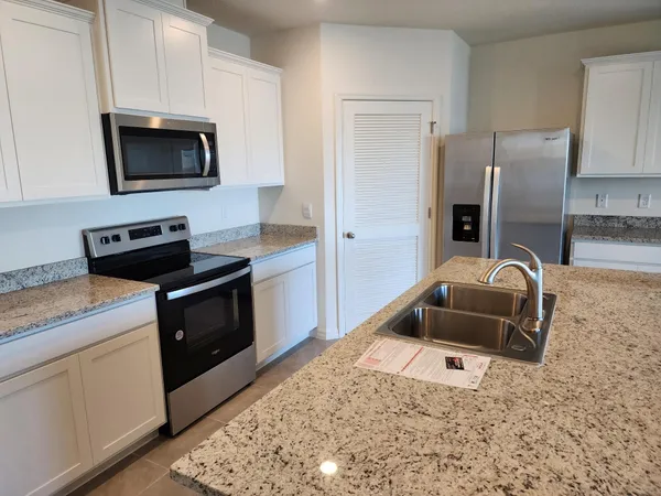 $2,350 | 4946 Barr Street, West Melbourne, FL 32904