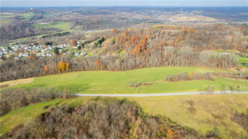 0 Atlas Cherry Valley Road Burgettstown, PA 15021 - Photo 5 of 21 a view of a yard with an ocean