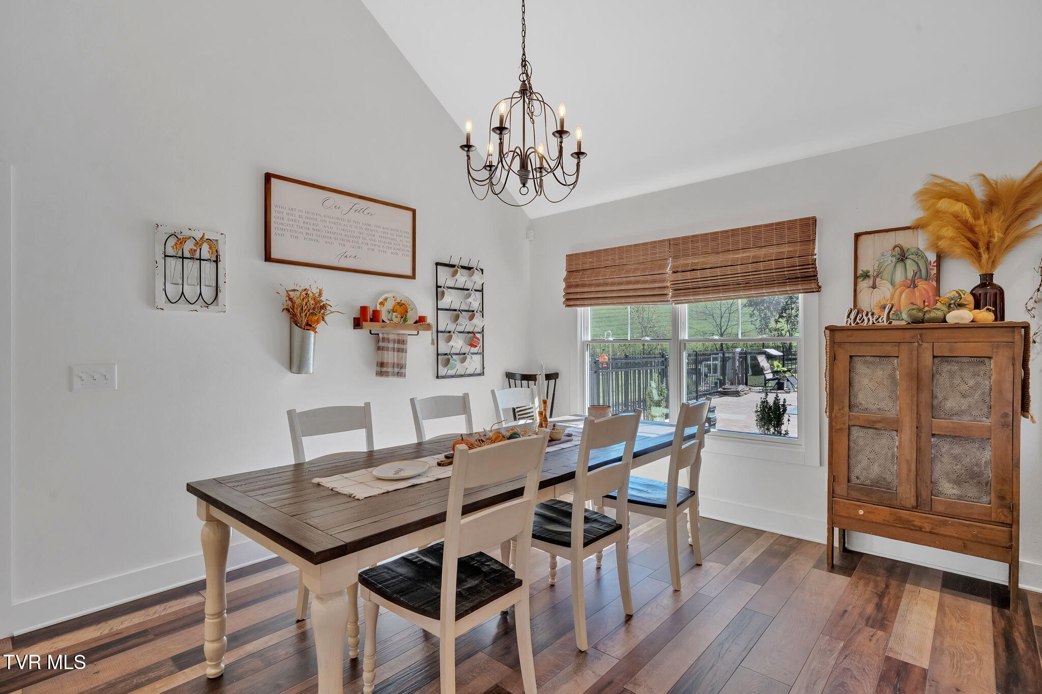 136 Shepherd Road Johnson City, TN 37601 - Photo 12 of 50 31-web-or-mls-DSC05697