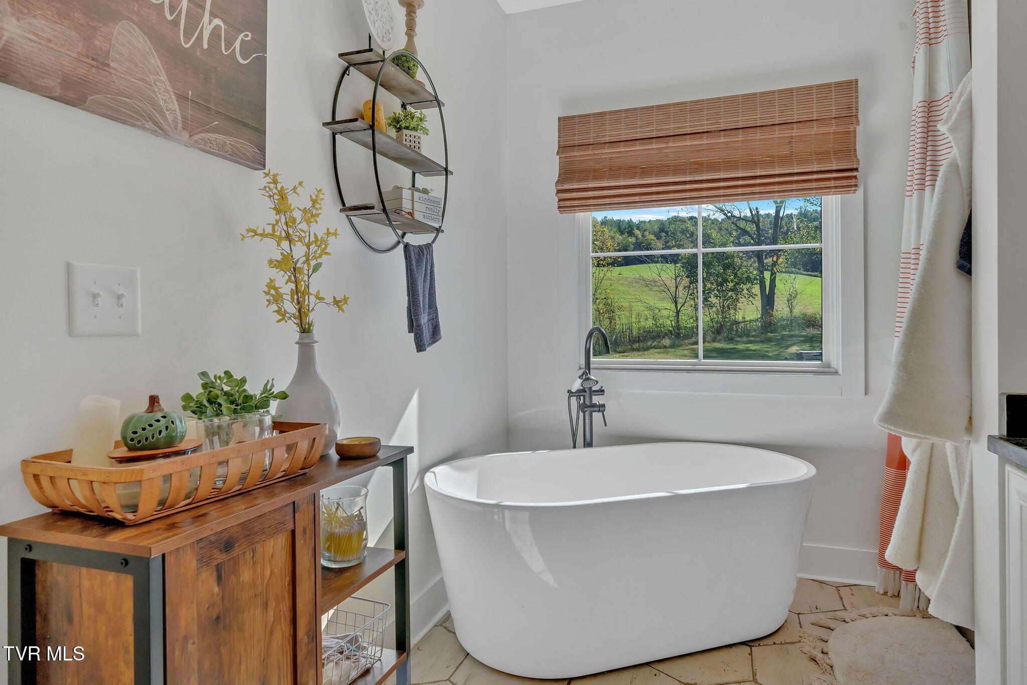 136 Shepherd Road Johnson City, TN 37601 - Photo 28 of 50 19-web-or-mls-DSC05658