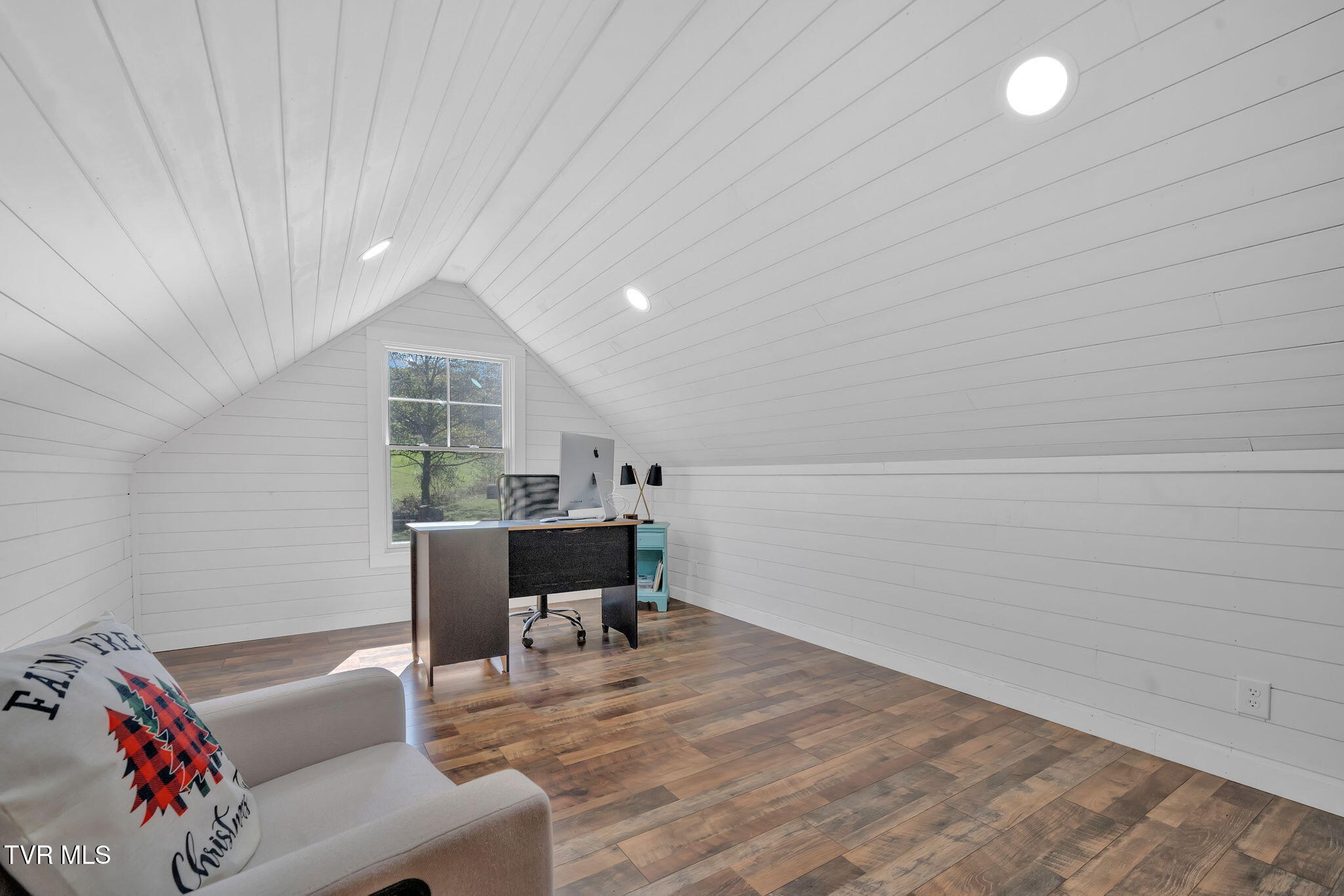 136 Shepherd Road Johnson City, TN 37601 - Photo 36 of 50 33-web-or-mls-DSC05706