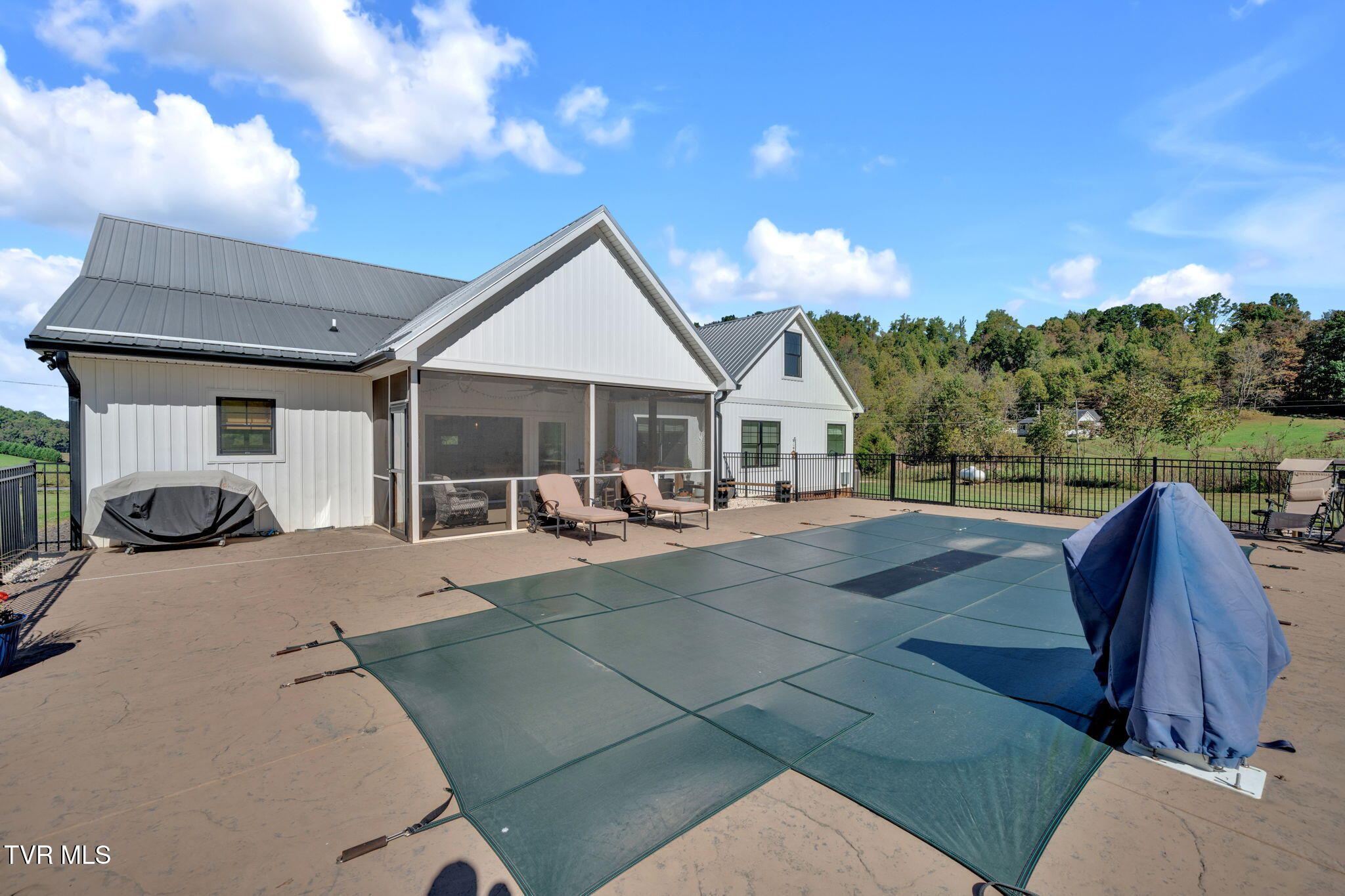 136 Shepherd Road Johnson City, TN 37601 - Photo 41 of 50 41-web-or-mls-DSC05724