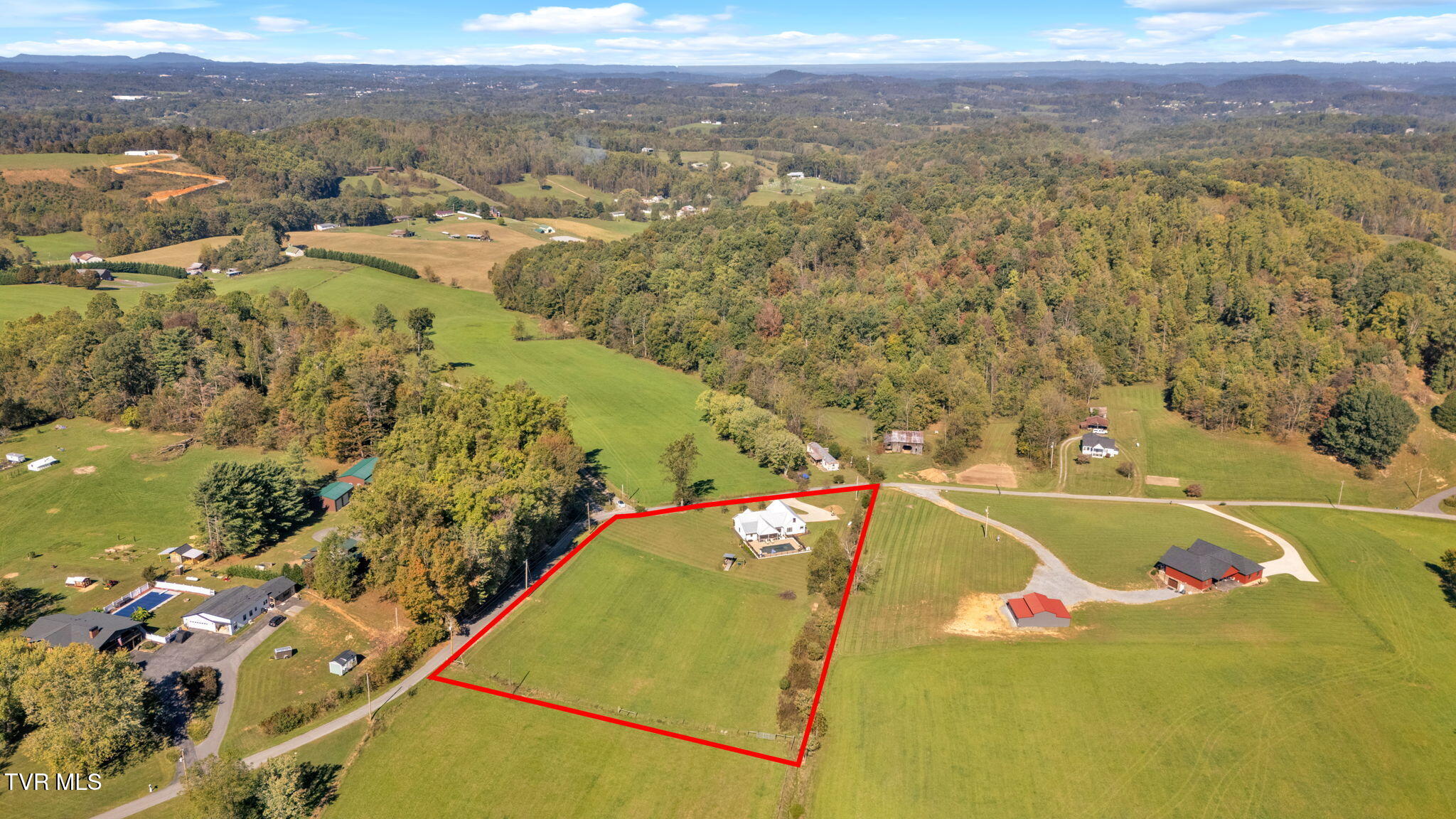 136 Shepherd Road Johnson City, TN 37601 - Photo 48 of 50 51-web-or-mls-DJI_20241011114053_0075_D