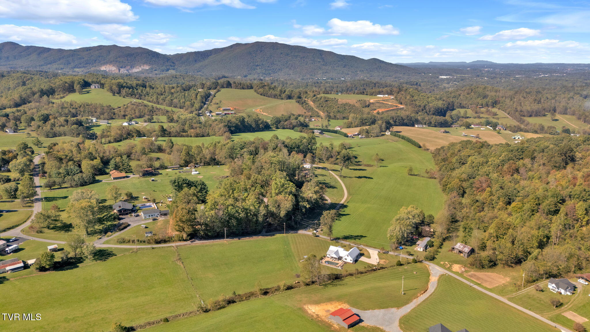 136 Shepherd Road Johnson City, TN 37601 - Photo 50 of 50 11-web-or-mls-DJI_20241011114110_0078_D