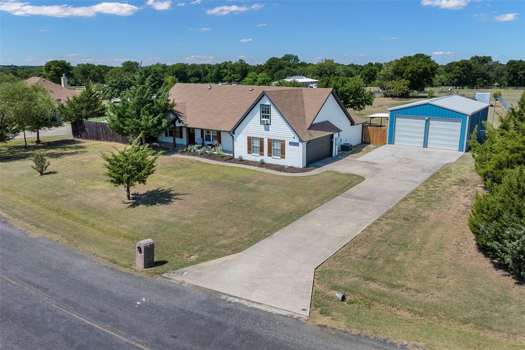 6560 Meadow Ridge Circle Nevada, TX 75173 - Photo 3 of 33 Gallery Image 3