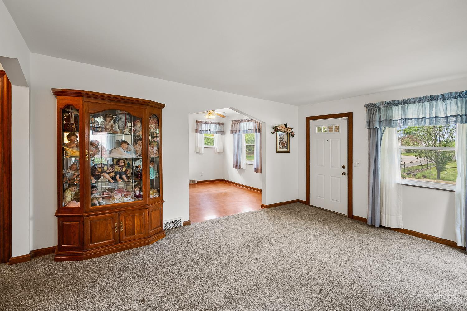 4997 Foley Road Cincinnati, OH 45238 - Photo 6 of 31 Gallery Image 6