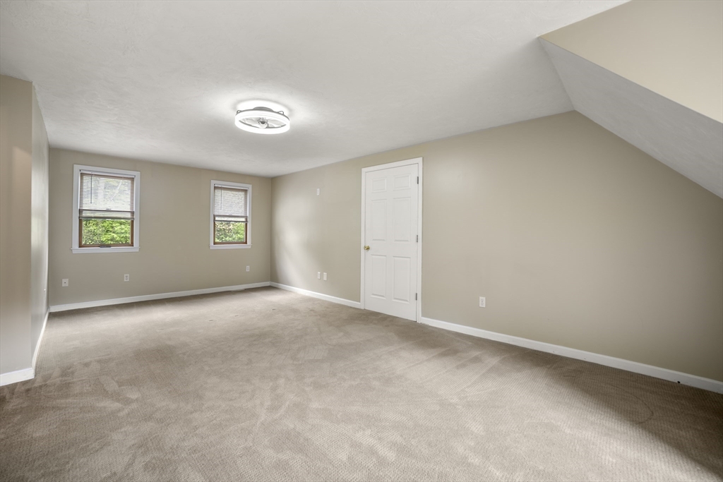 45 Thiels Way Raynham, MA 02767 - Photo 17 of 41