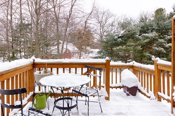 53 Lancaster Road, Unit 10 Clinton, MA 01510 - Photo 17 of 20 a view of a chairs and table in the balcony